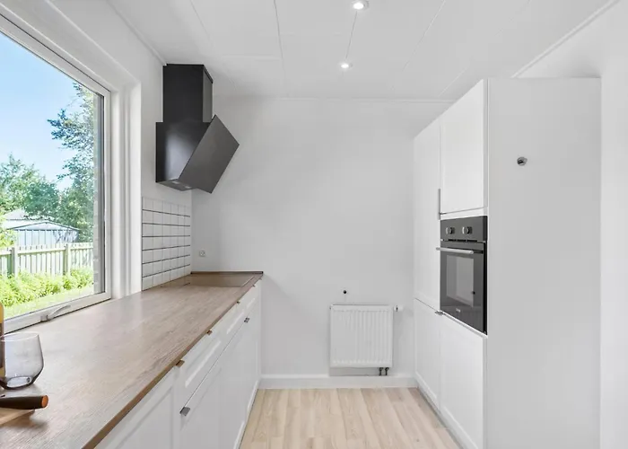 2 Bedroom In Rødby