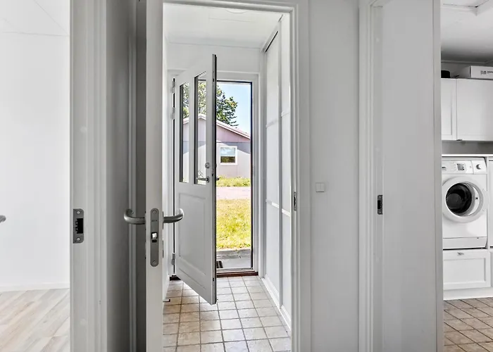 2 Bedroom In *